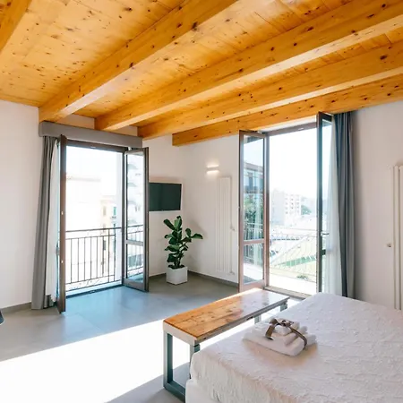 Bnb Dolcevita Gold Apartment